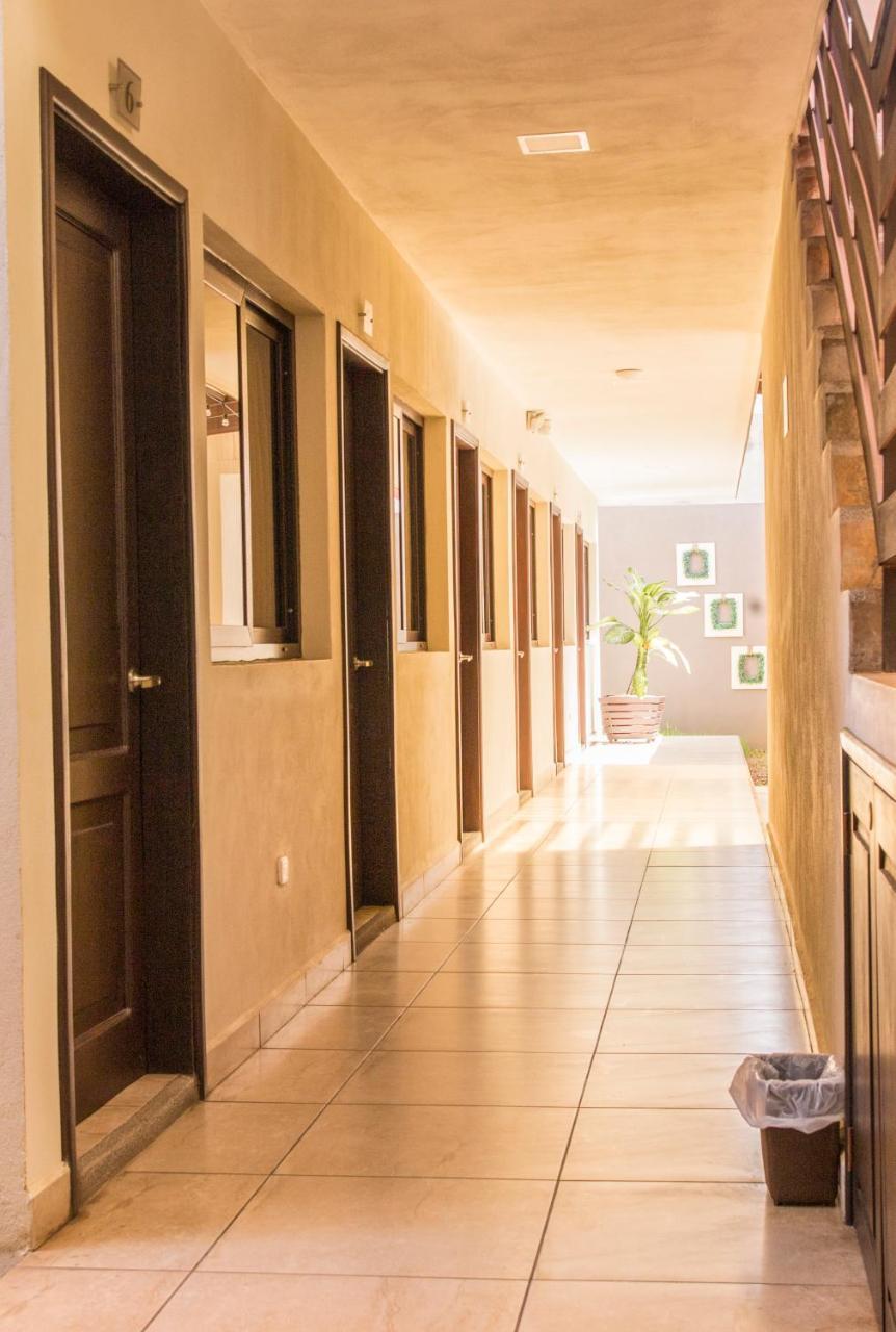 Hotel El Viejo Inn Chinandega Buitenkant foto